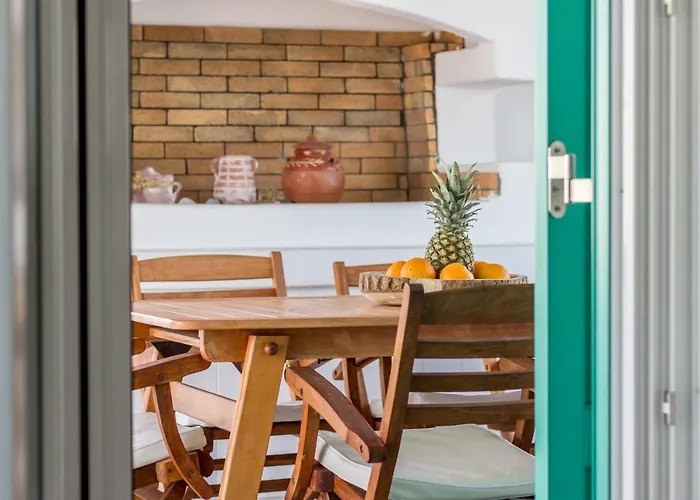 Pineapple House Mykonos *